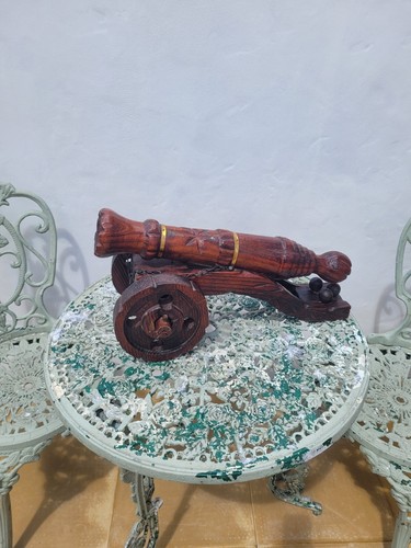 Vintage large carved wooden - large,