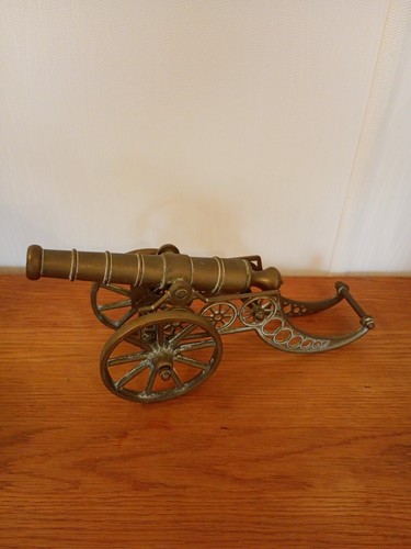 Vtg large solid brass - vtg,