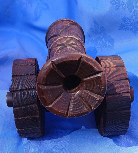 Wooden cannon model - cannon,